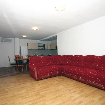 Apartamento In *