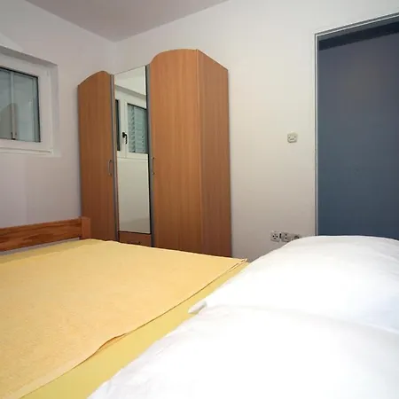 Apartamento In *