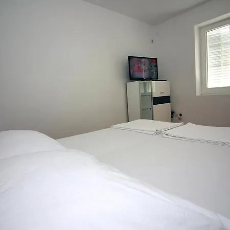 Apartamento In *